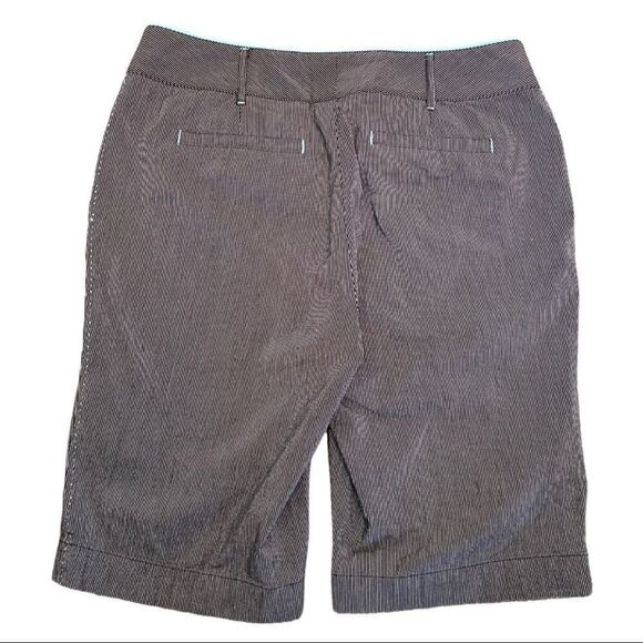 Cutter & Buck Annika Striped Golf Shorts Sz 8 - Picture 5 of 11